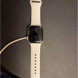 Apple watch series 5, gps, LTE , 40 mm